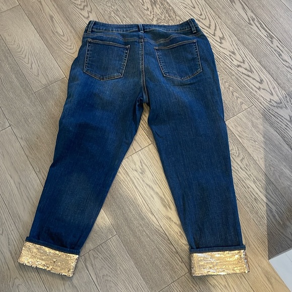 HOST PICK Chico’s Sequined Cuff Boyfriend Ankle Jeans - Picture 5 of 7